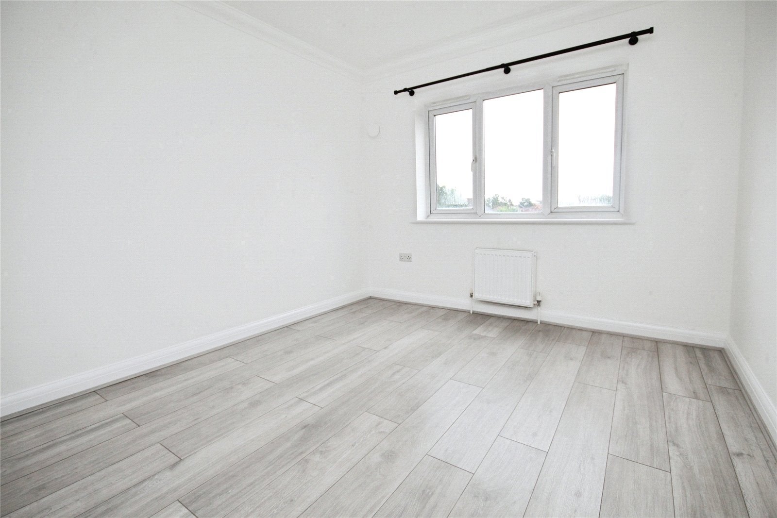 Flat St Marks Place in Greater London