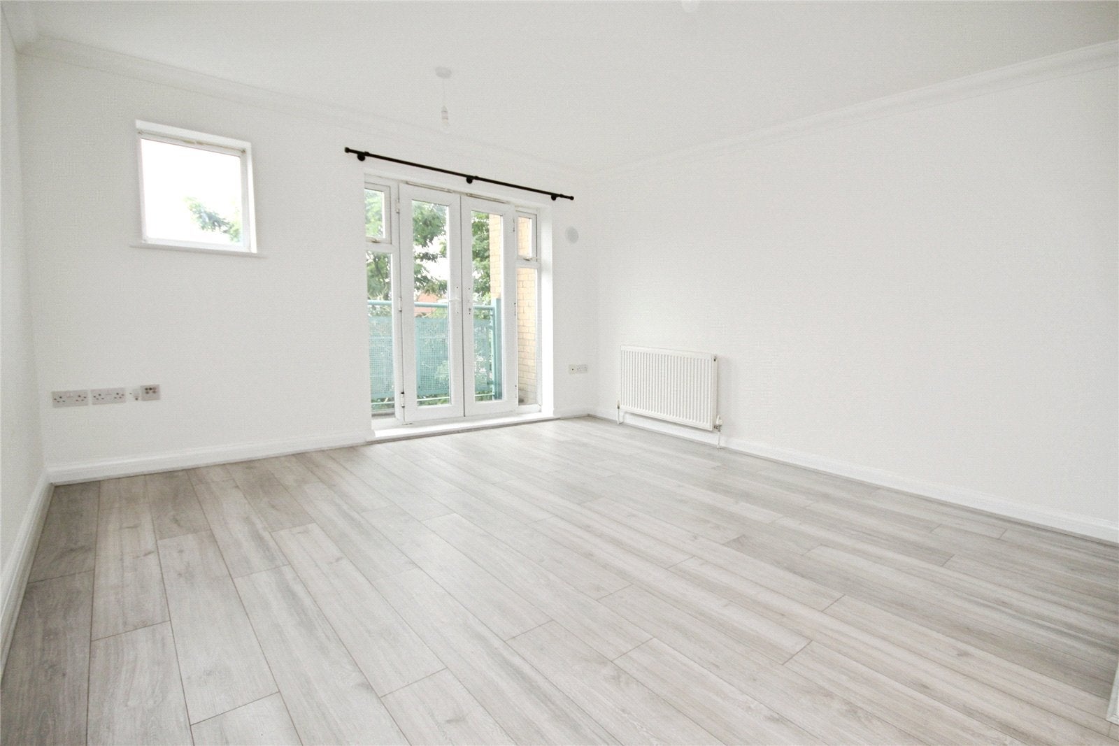 Flat St Marks Place in Greater London