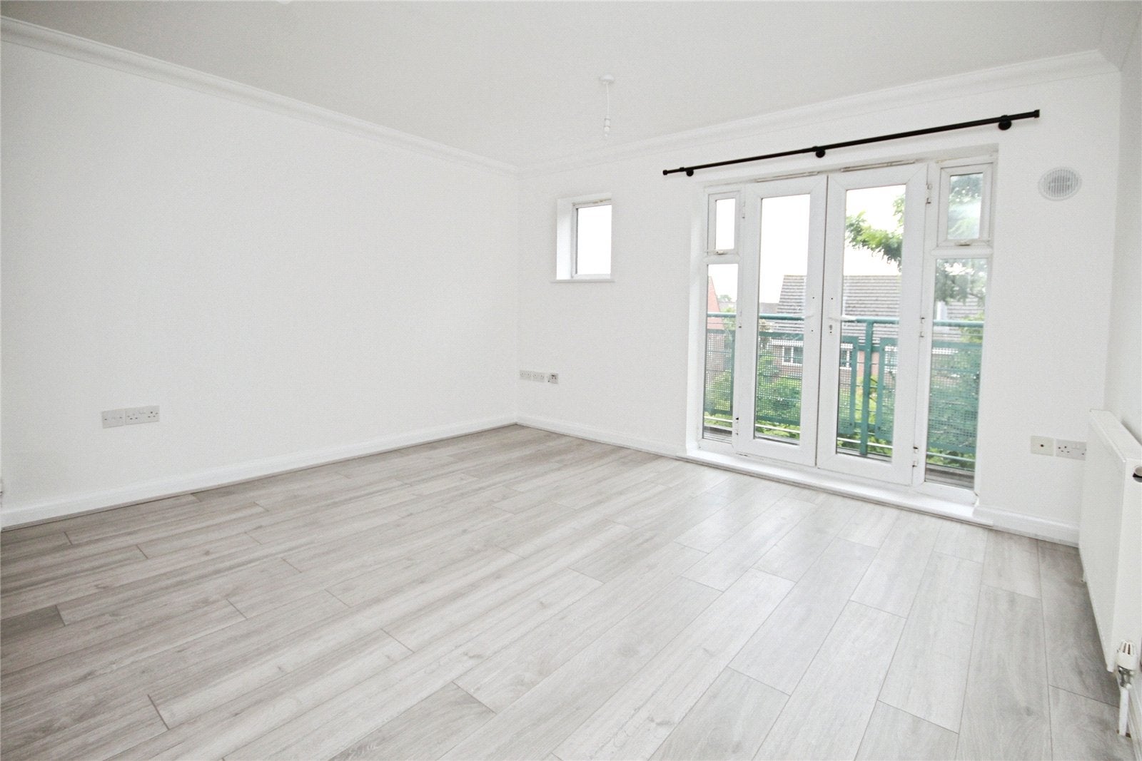 Flat St Marks Place in Greater London