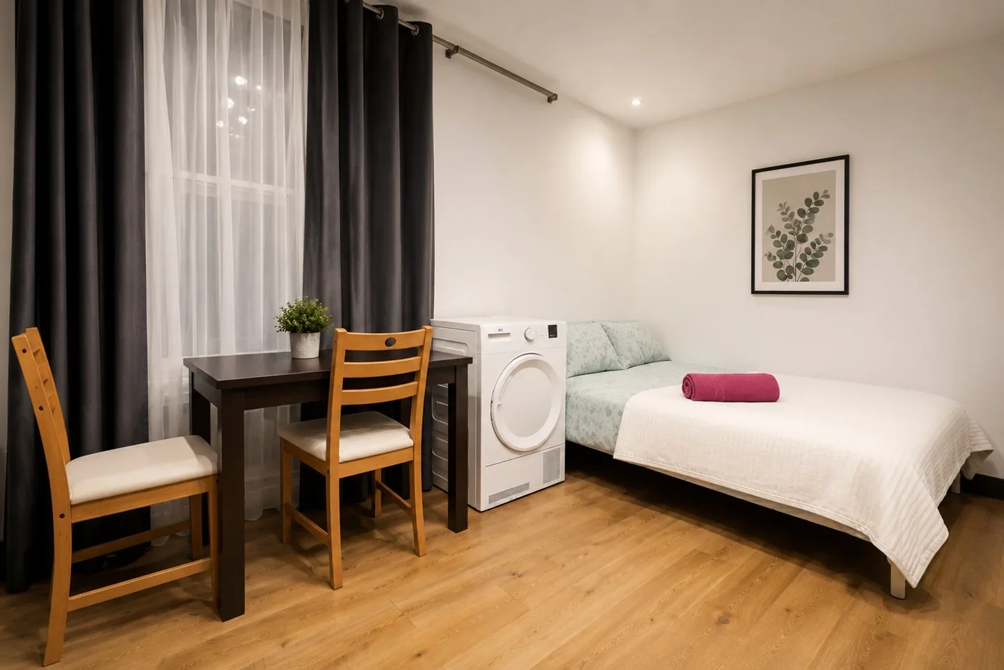 Flat Royal College Street in Greater London