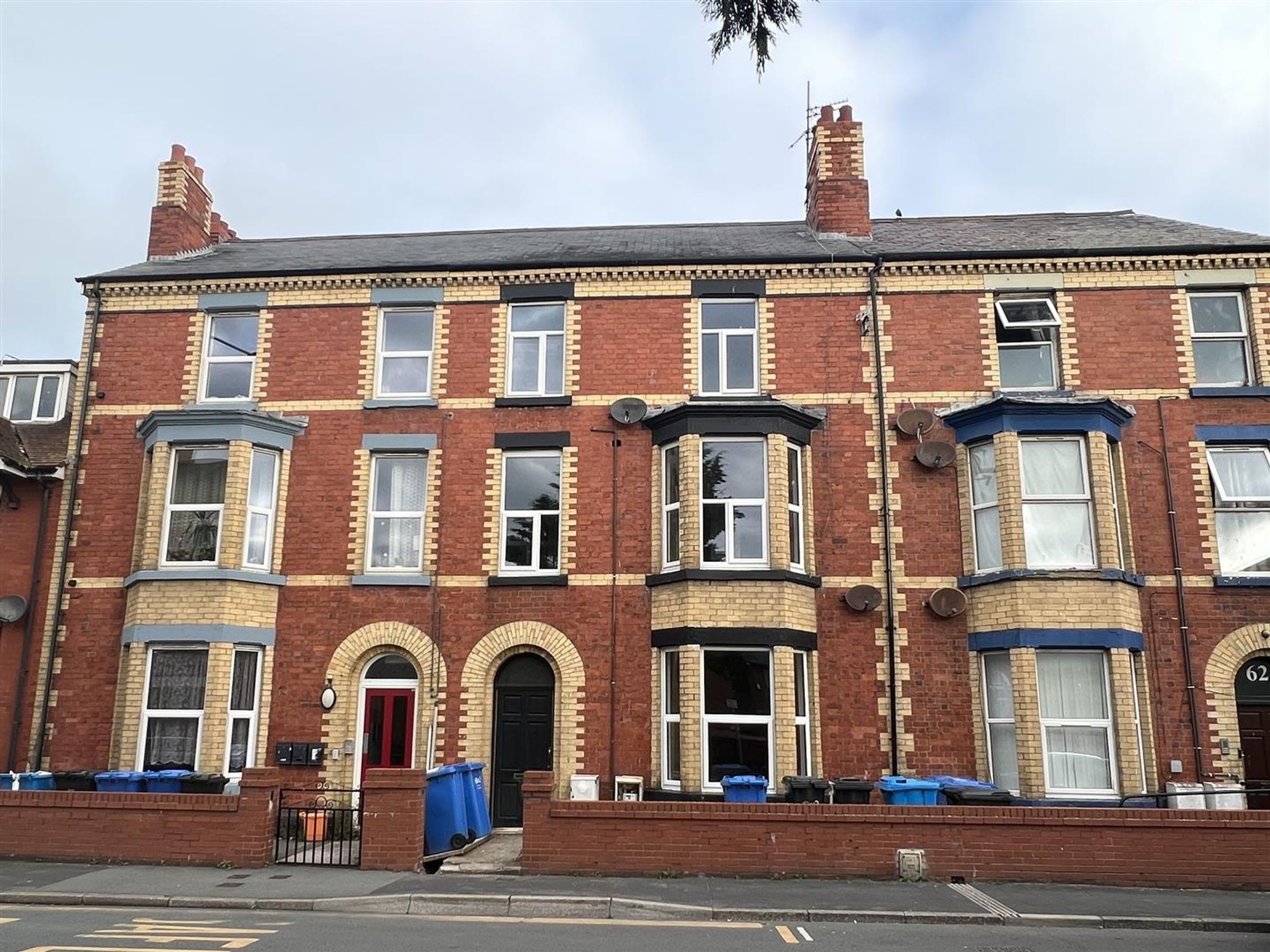 Flat Wellington Road in Rhyl