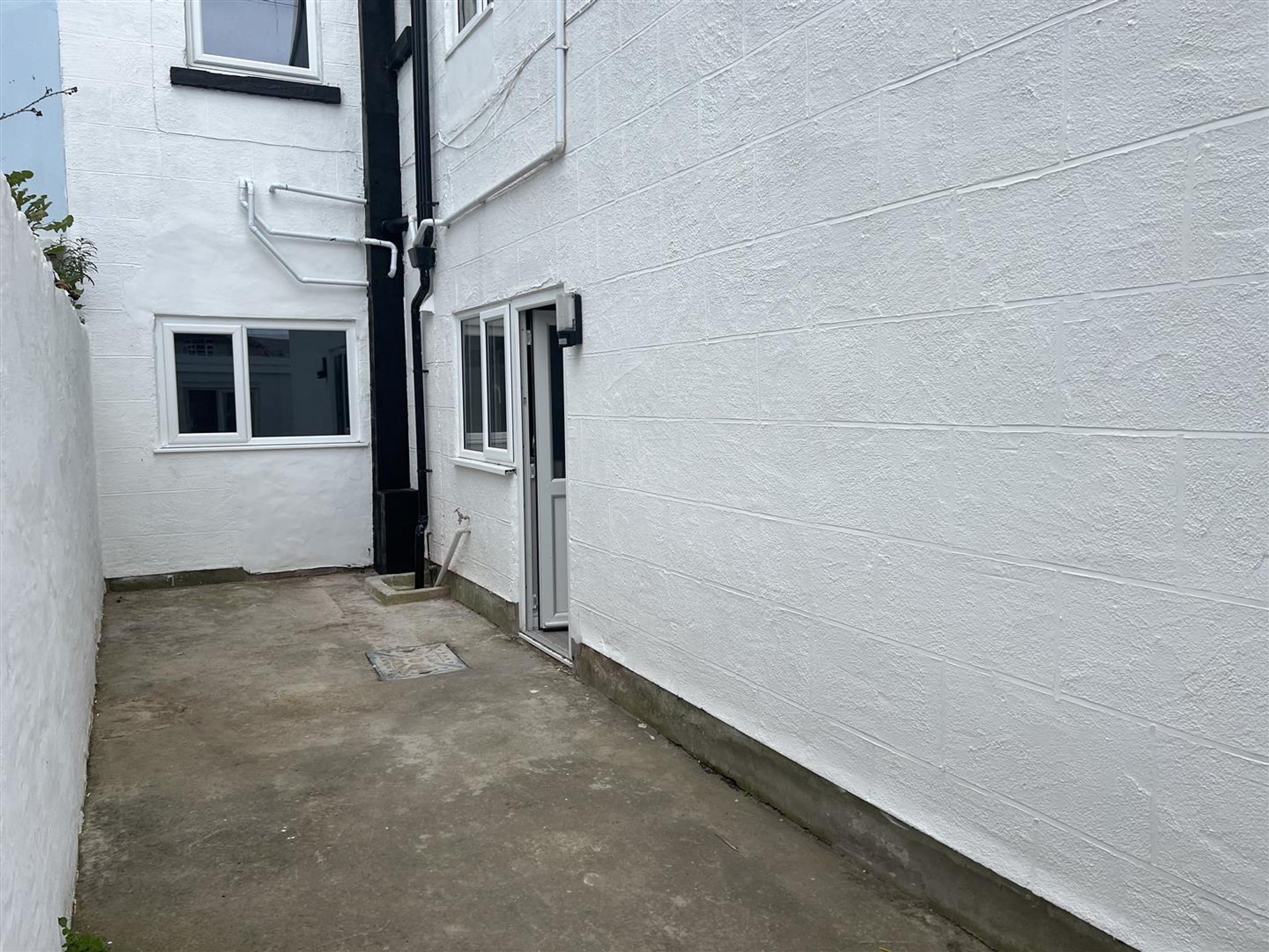 Flat Wellington Road in Rhyl