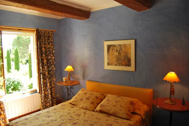 House Route de Vallabrix in Saint-Quentin-la-Poterie