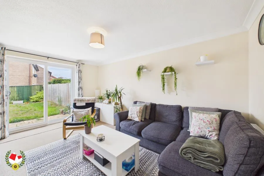 House Desford Close in Gloucester