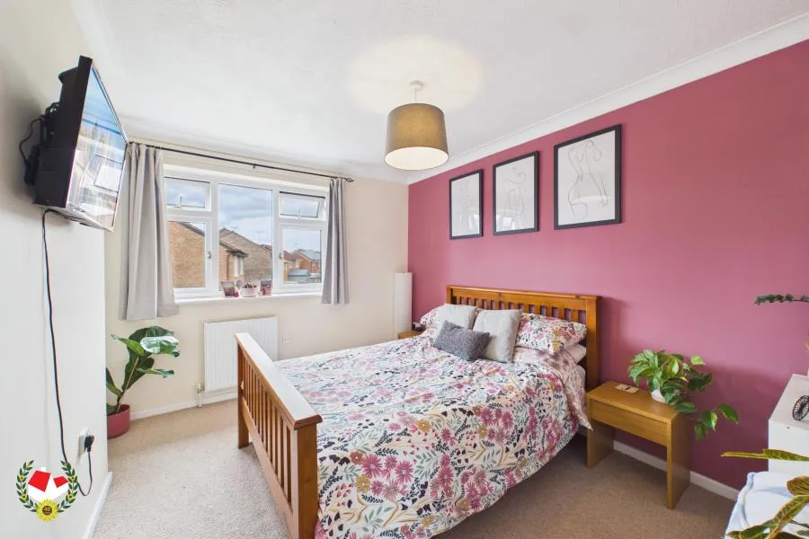 House Desford Close in Gloucester