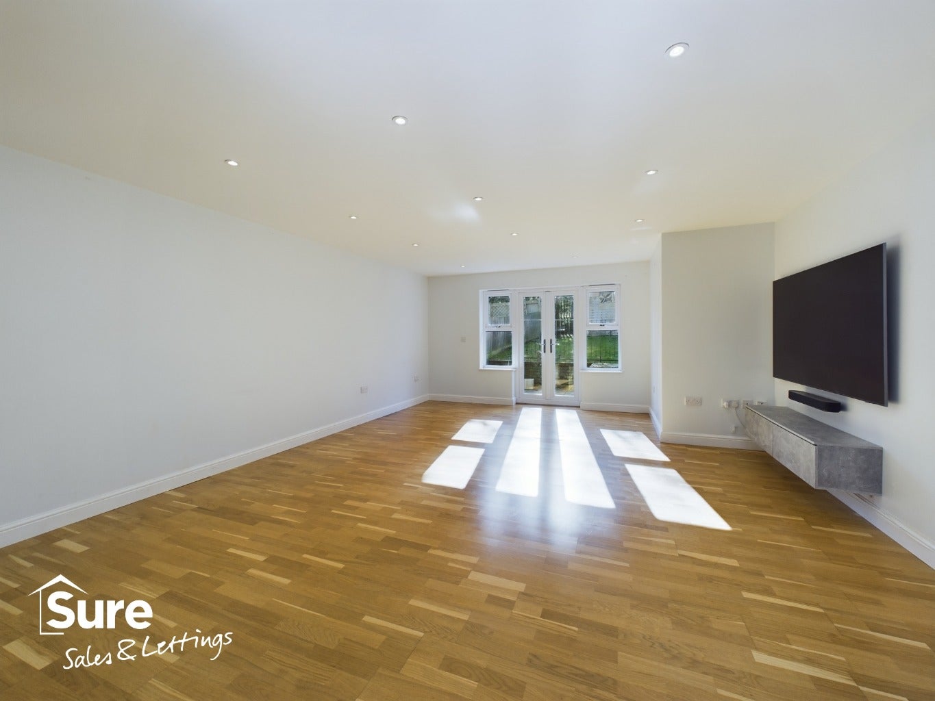 House Aston Close in Dacorum