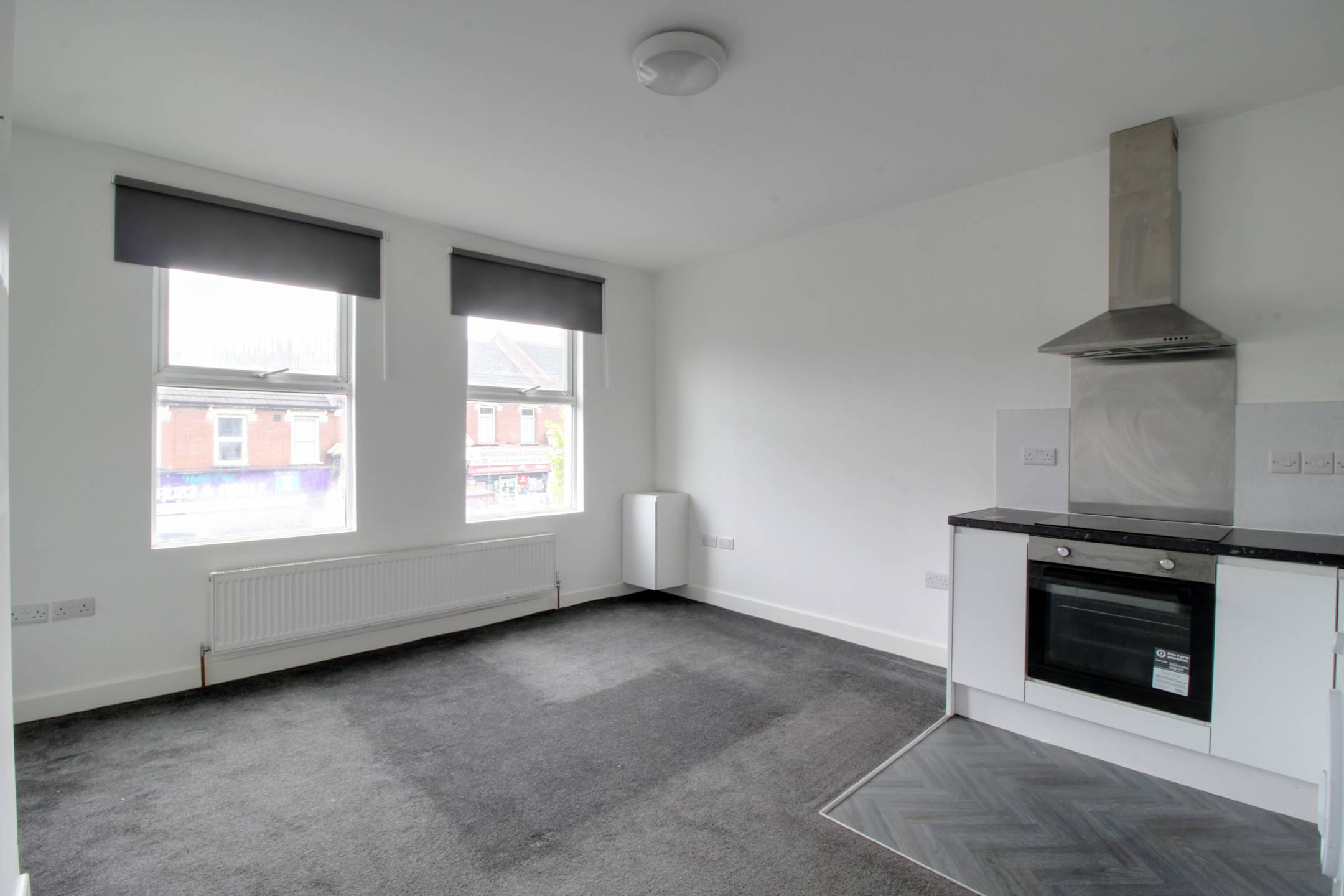 Flat Portland Road in Greater London
