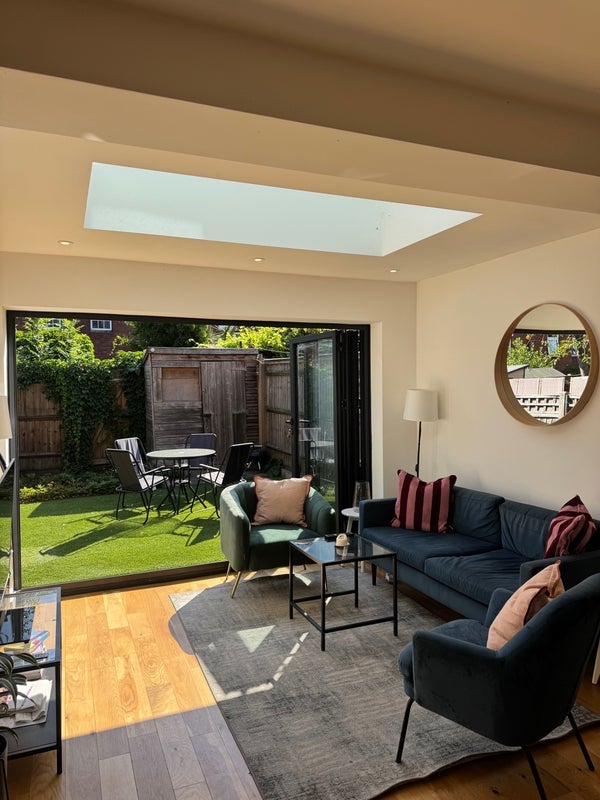 Room Dorothy Road in Greater London