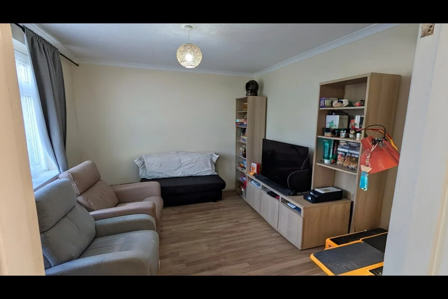 House Mountjoy Close in Greater London