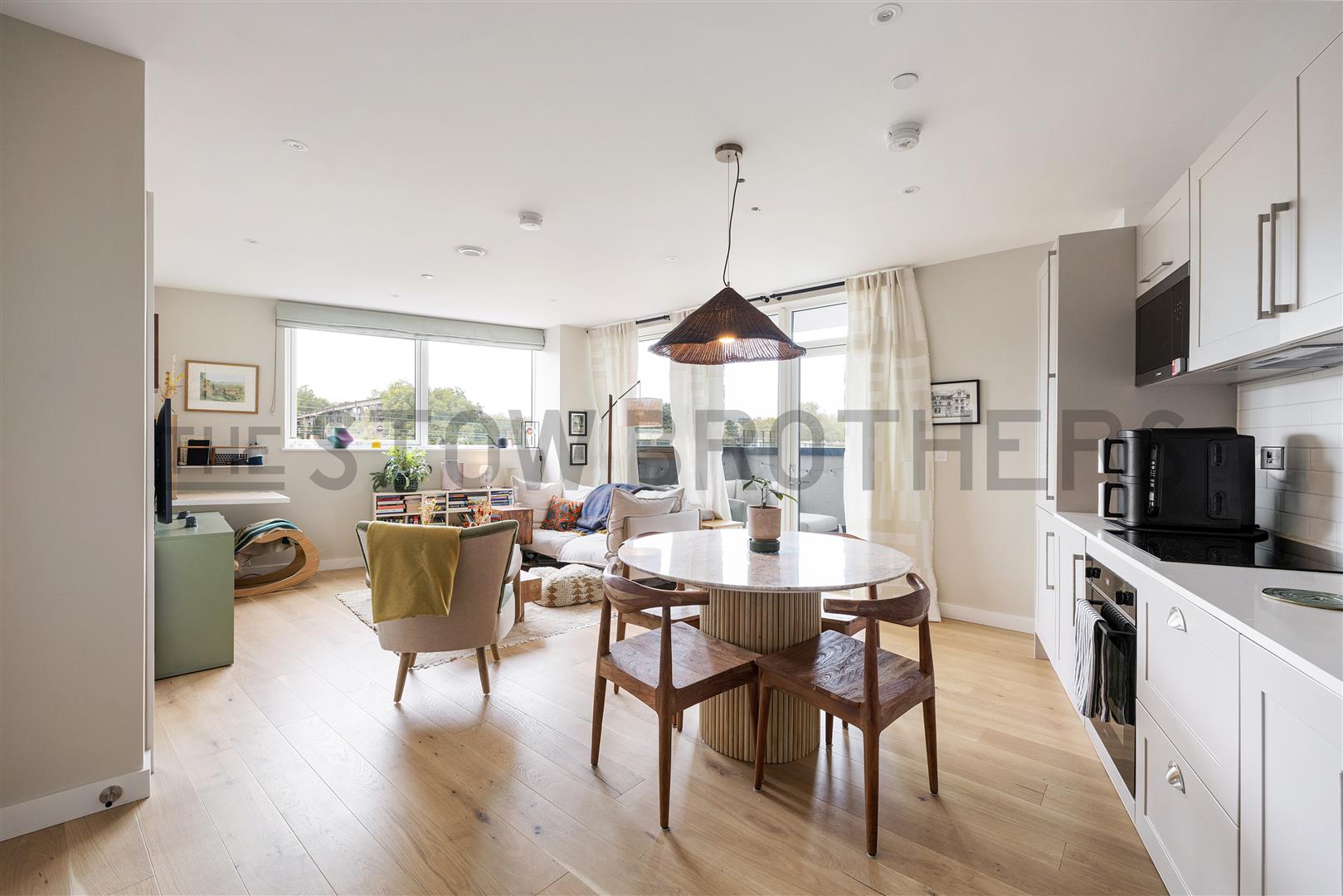 Flat Mentmore Terrace in Greater London