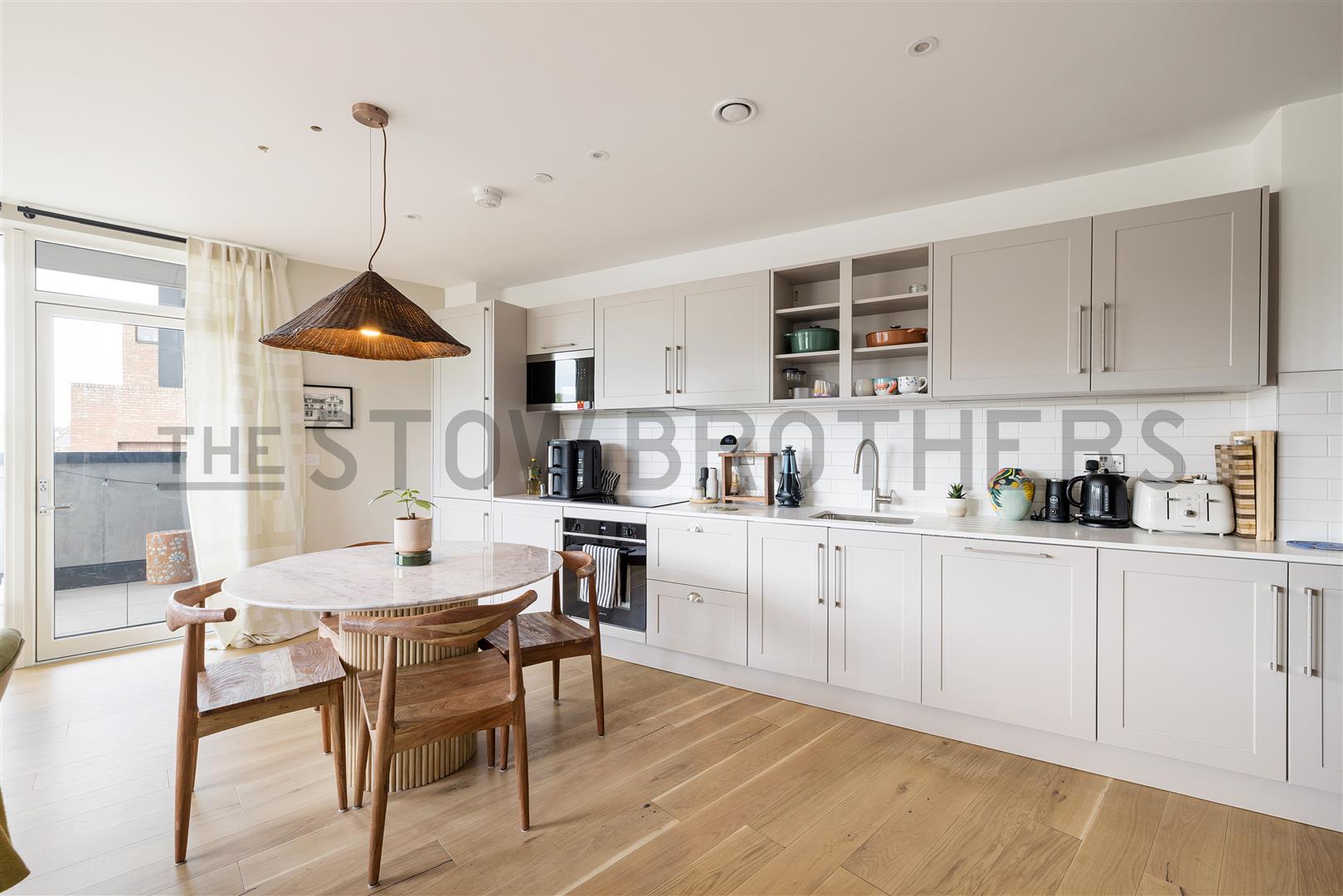 Flat Mentmore Terrace in Greater London