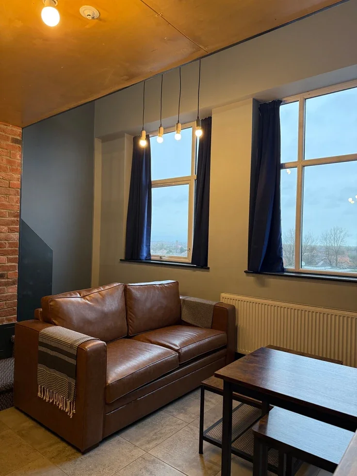 Flat West Road in Newcastle upon Tyne