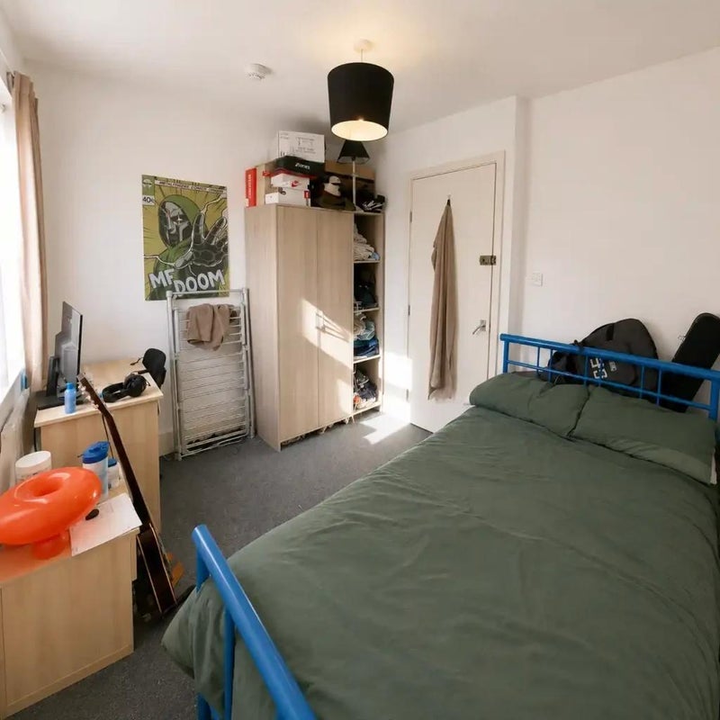 Room Cedar Grove in Manchester
