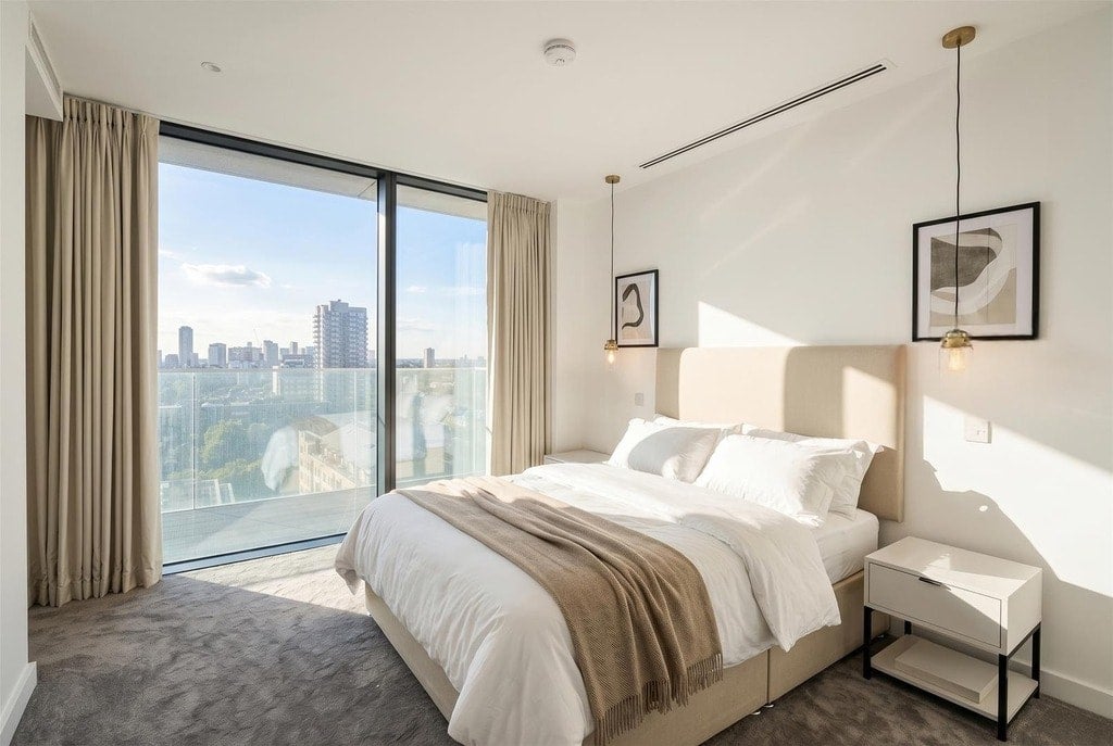 Flat Pennington Quay Walk in Greater London