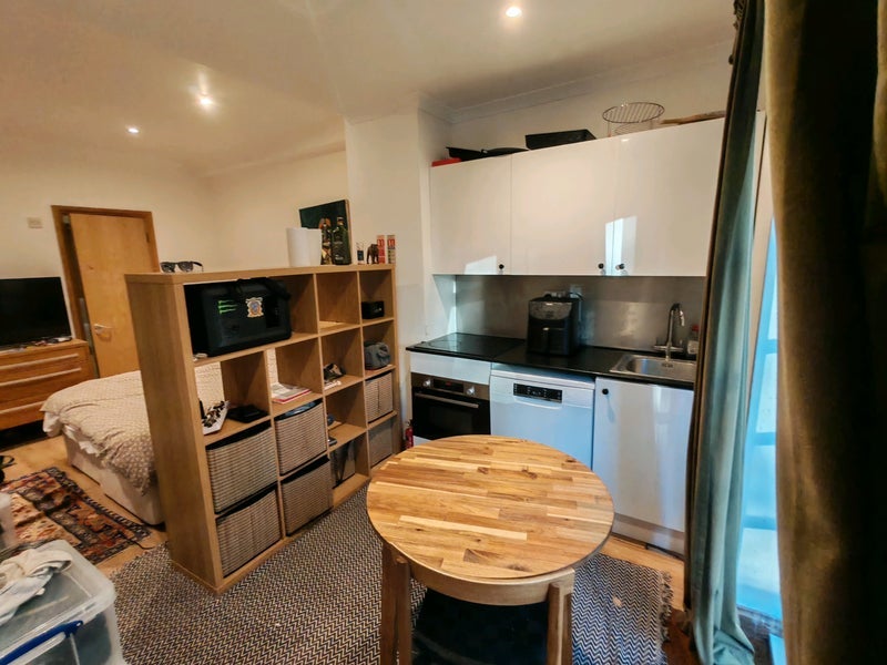 Flat Sutherland Avenue in City of Westminster