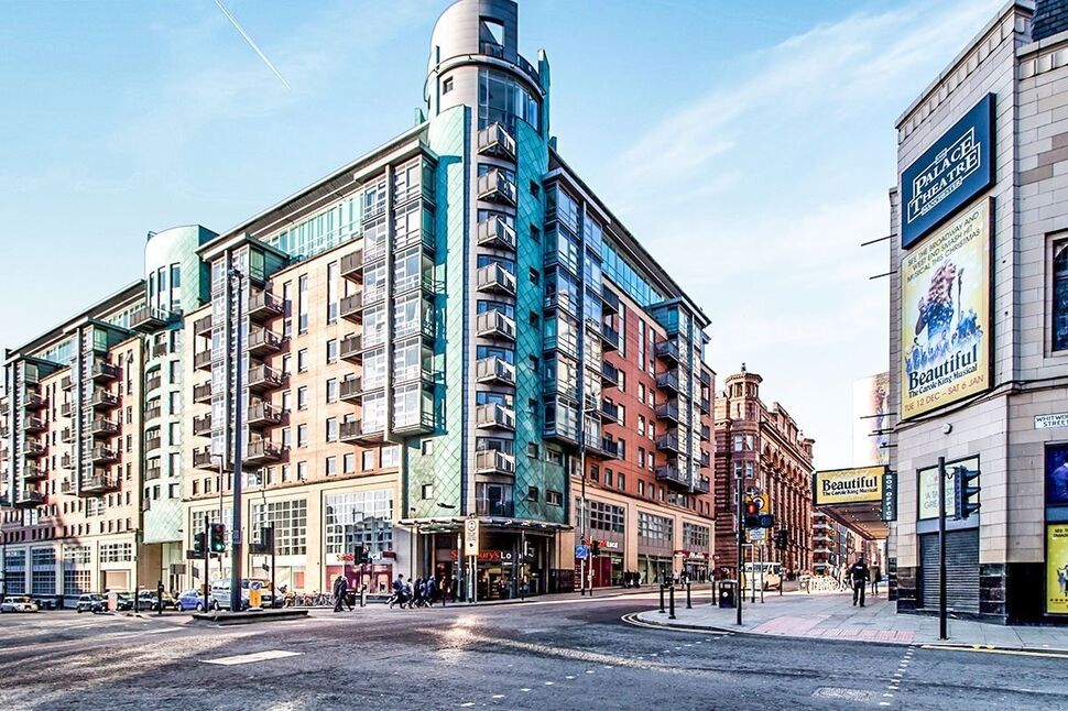 Flat Whitworth Street West in Manchester