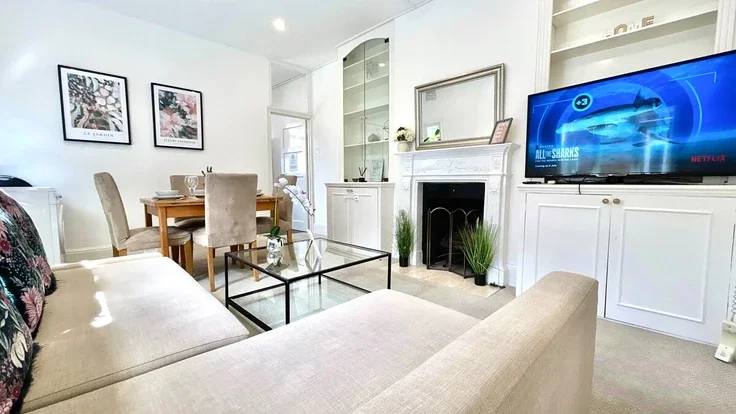 Flat Rainville Road in Greater London