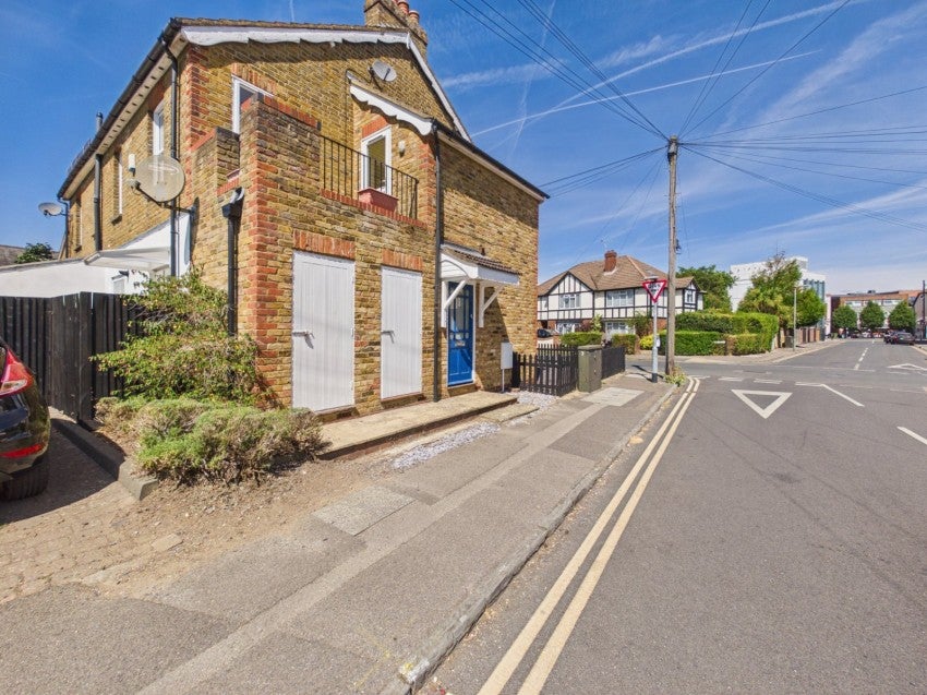 Flat Chaucer Road in Borough of Spelthorne