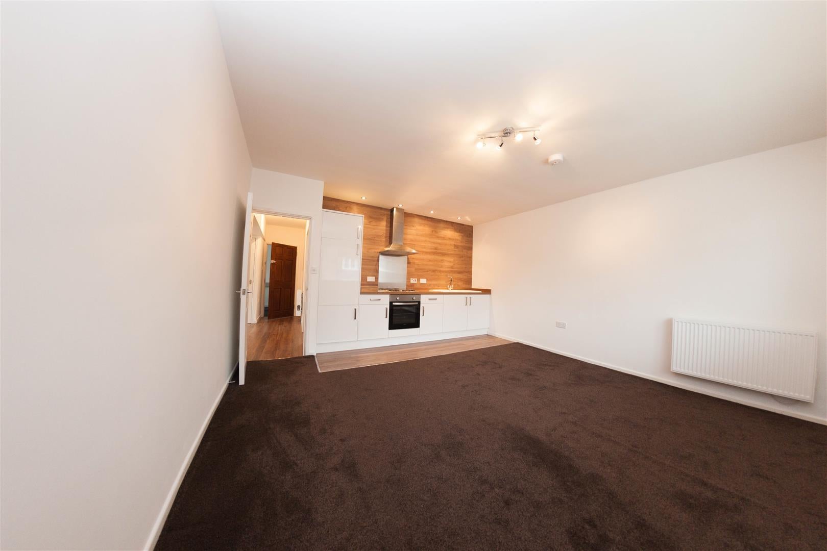 Flat Bromyard Terrace in Worcester