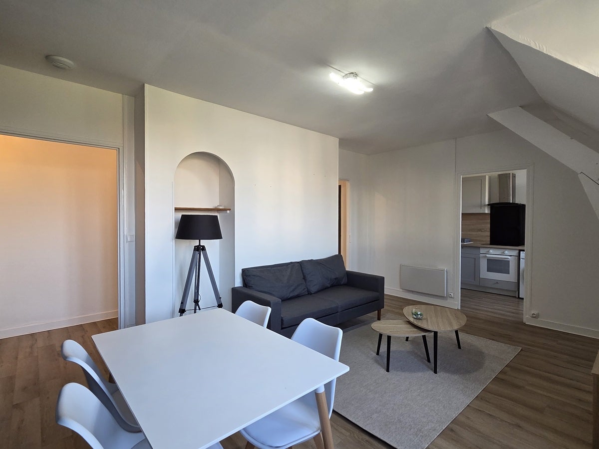Room Avenue Pierre Brossolette in Troyes