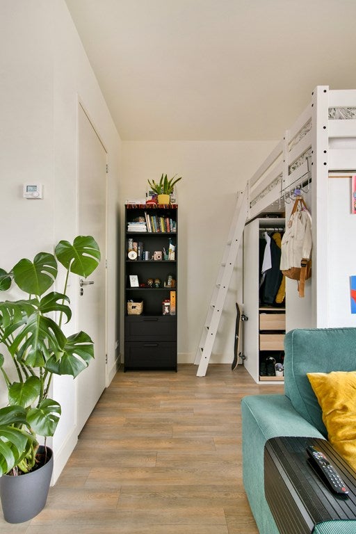 Studio te koop: Laan van Vlaanderen 141A-4, Amsterdam