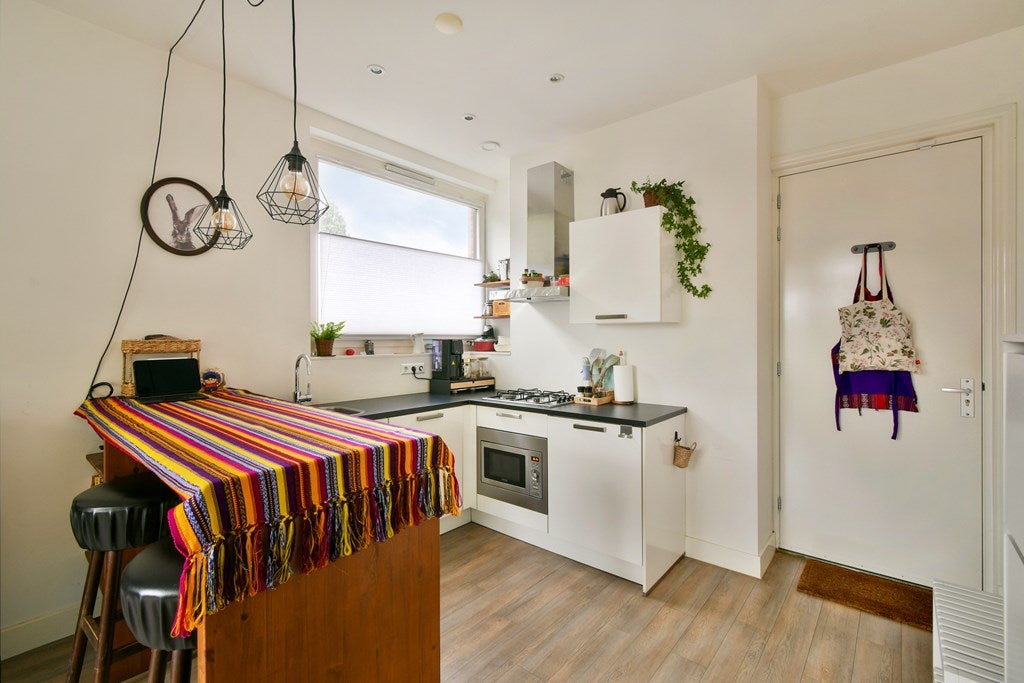 Studio te koop: Laan van Vlaanderen 141A-4, Amsterdam
