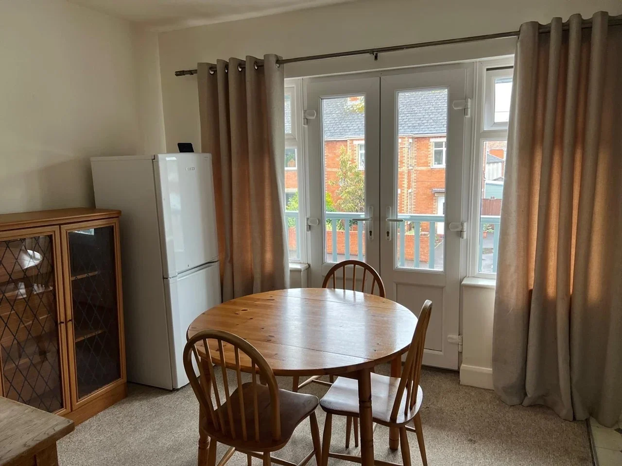 Room Priory Avenue in Taunton