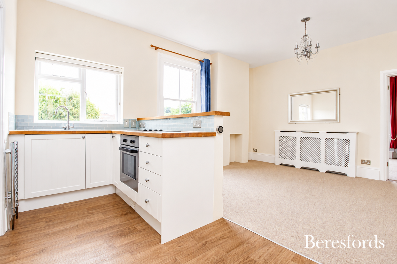Flat Headley Chase in Brentwood