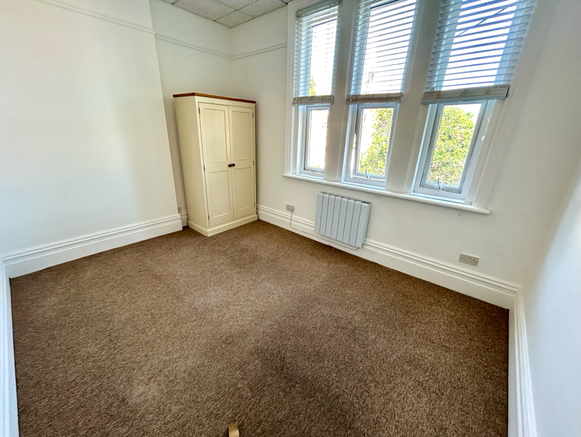 Flat Wollstonecraft Road in Bournemouth