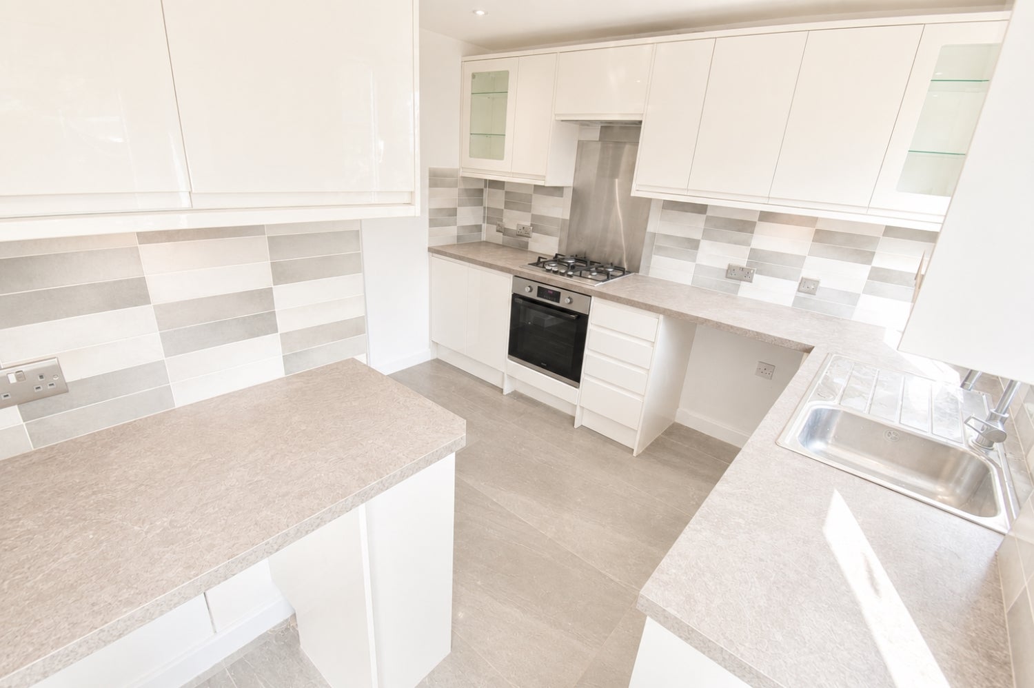 House Malletts Close in Milton Keynes