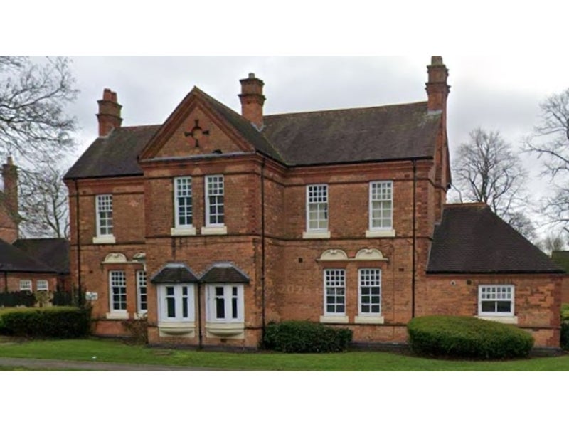 Flat Rosedale Avenue in Birmingham