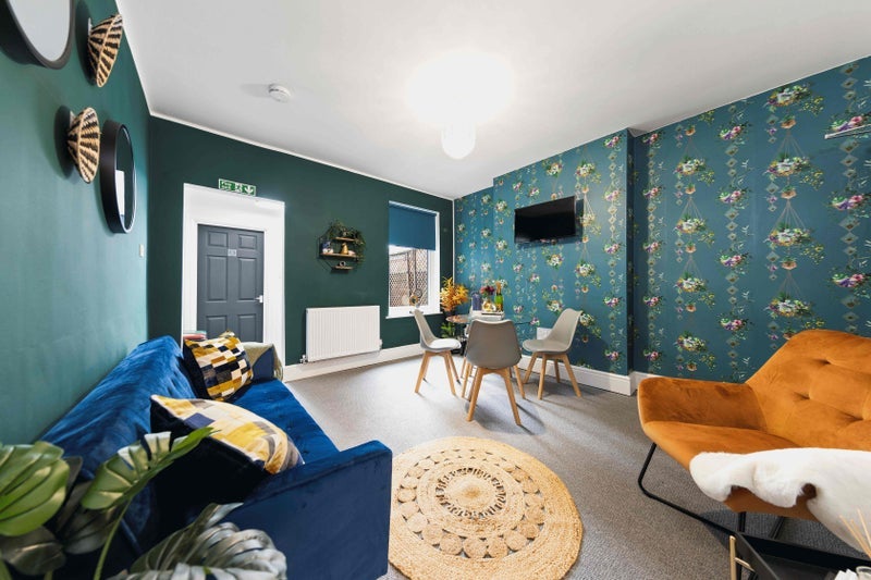 Room Norman Avenue in Nuneaton and Bedworth