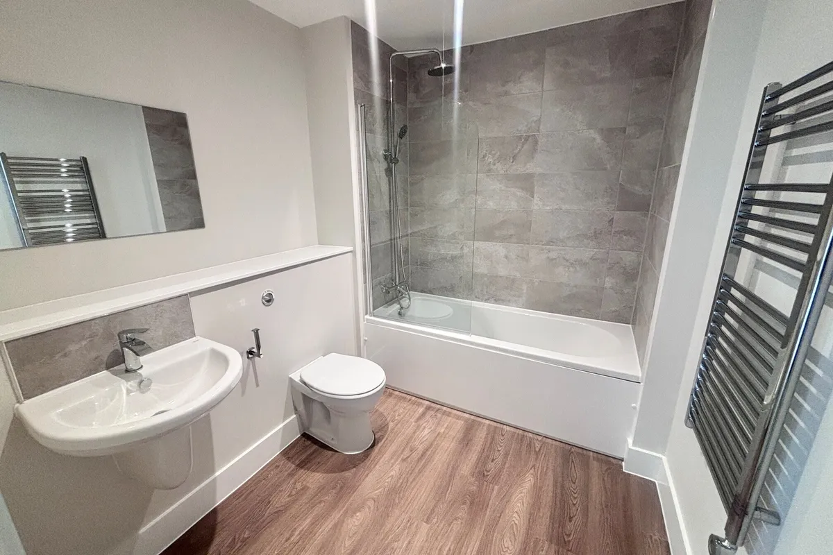 Flat Lowgate in Hull