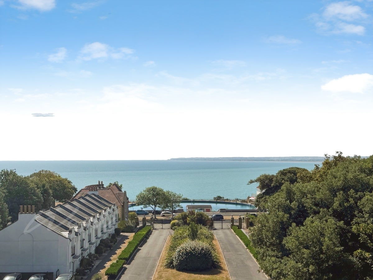 Flat Royal Esplanade in Thanet