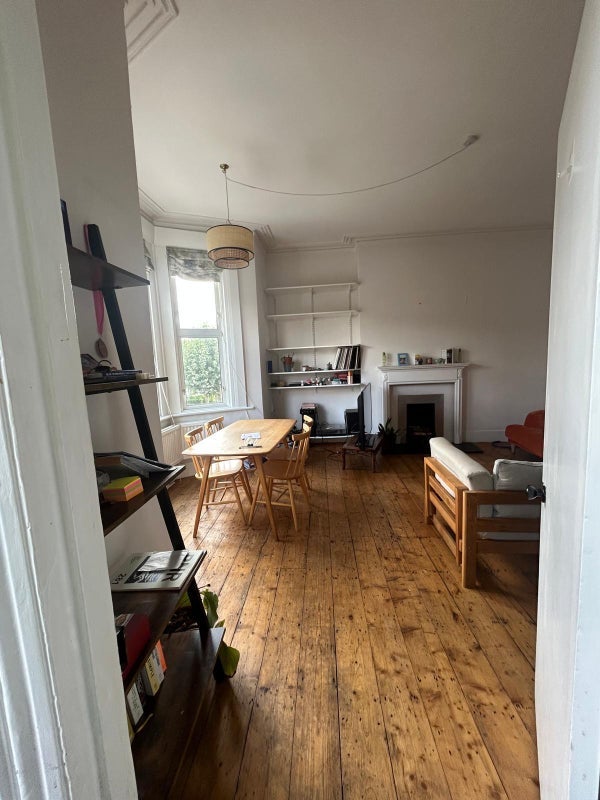 Room Osbaldeston Road in Greater London