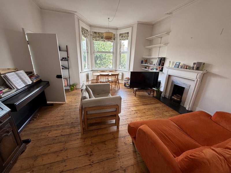 Room Osbaldeston Road in Greater London