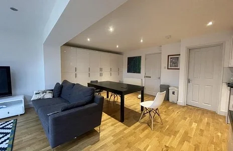 Room The Moors in Cherwell District
