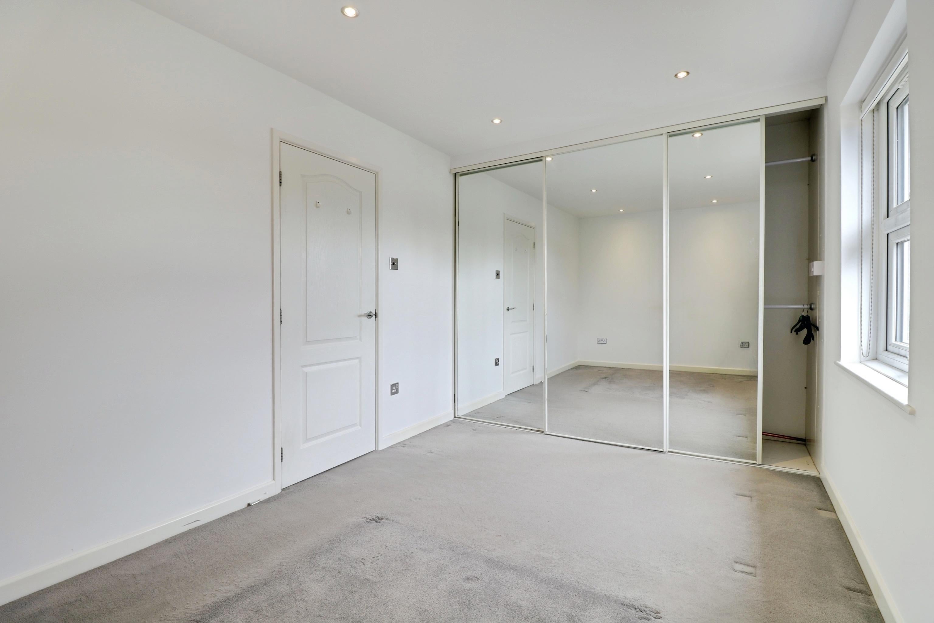 Flat Tallow Gate in Chelmsford