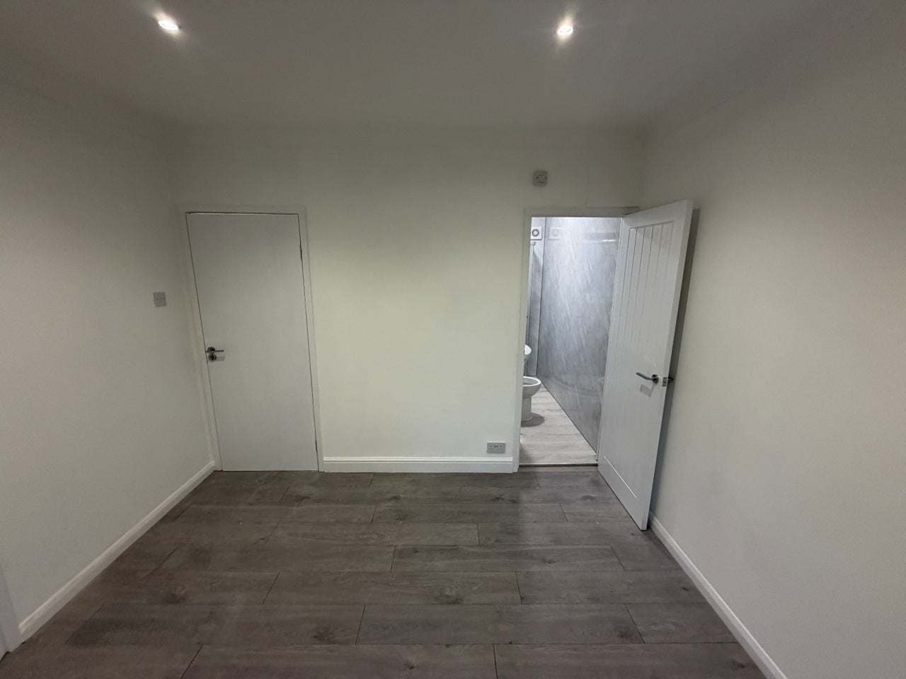 Room Deansway in Chesham