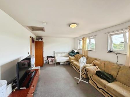 Flat Misterton in Peterborough