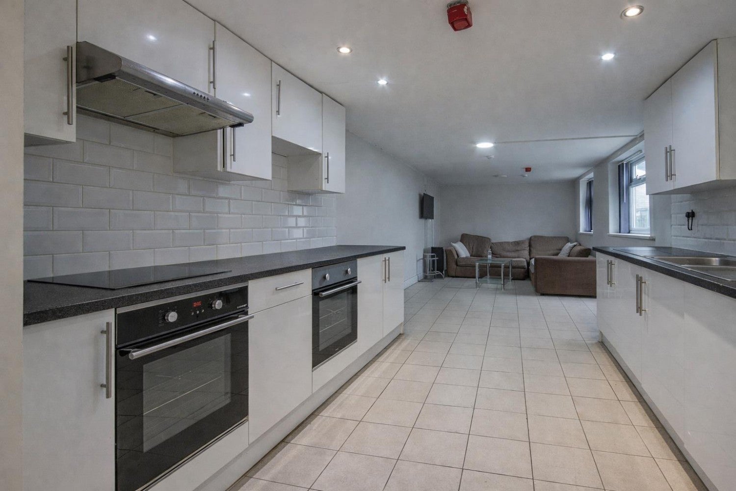 Flat Rhymney Street in Cardiff