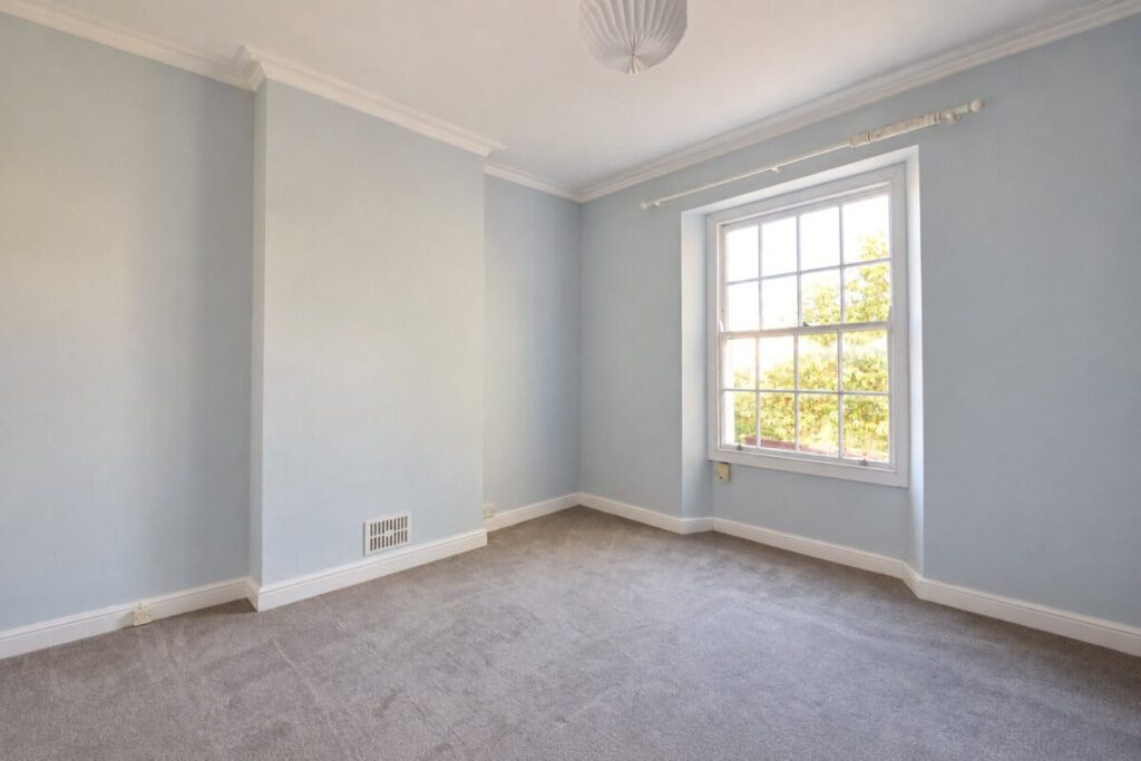 Flat Acramans Road in Bristol