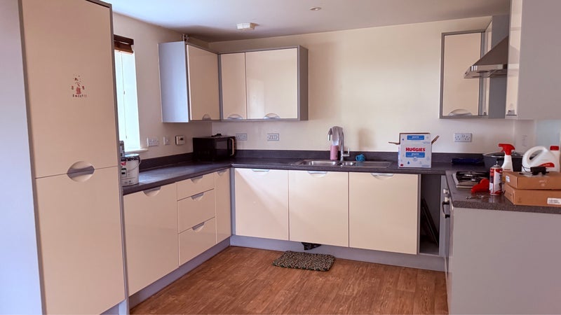 Flat Oak Leaze in Bristol