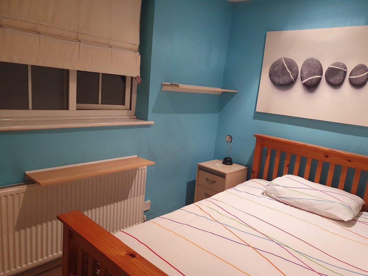 Room Kemsley Close in Dartford