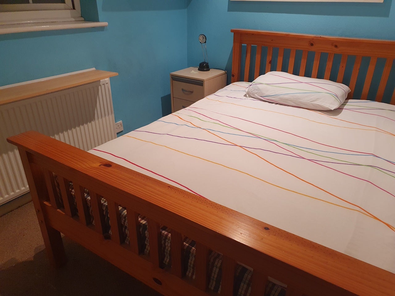 Room Kemsley Close in Dartford