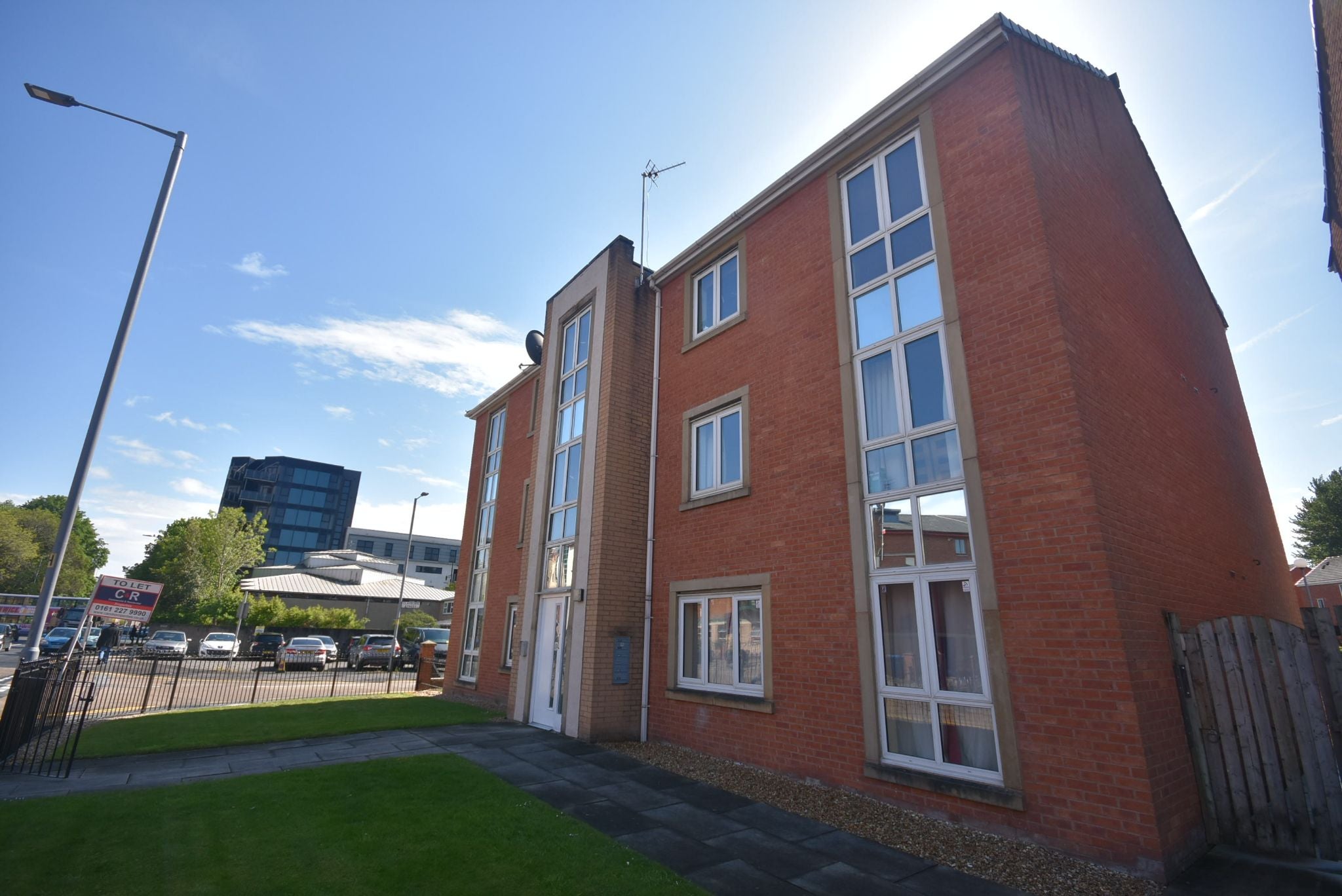 Flat Clayburn Street in Manchester