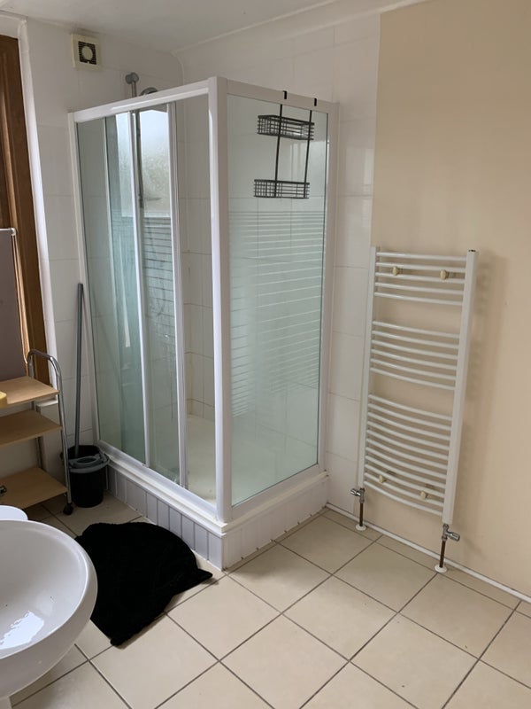 Room Charlton Street in Maidstone