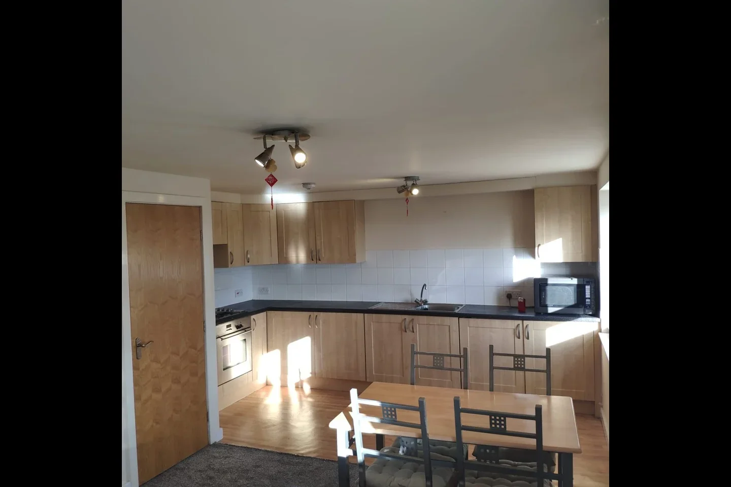 Flat Lyneham Walk in Salford