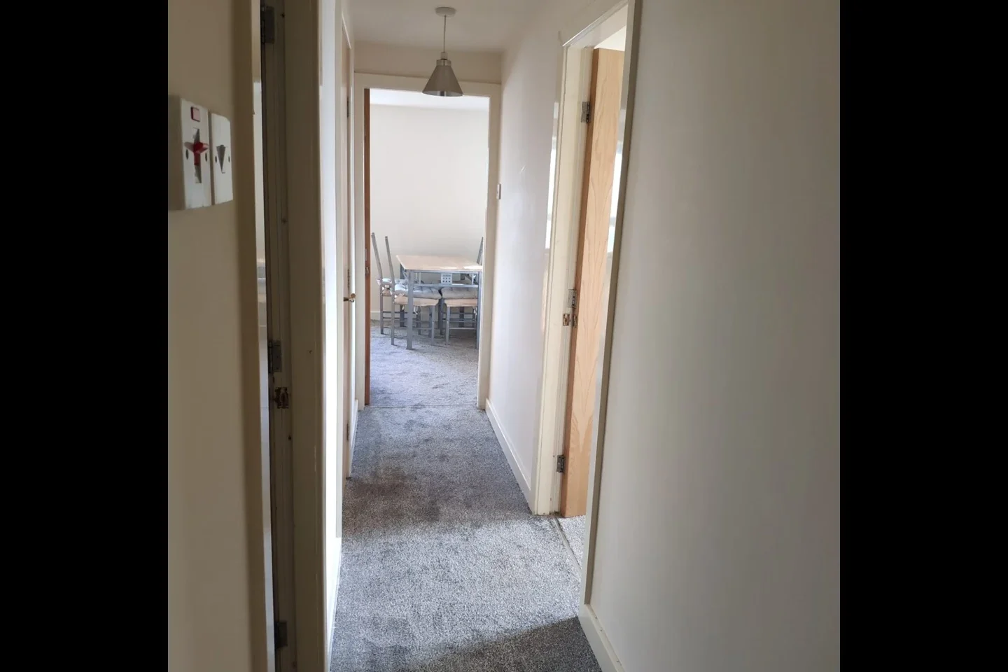 Flat Lyneham Walk in Salford
