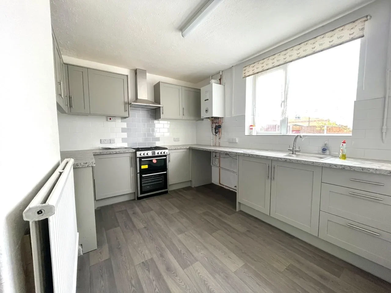 House Fulbrook Lane in South Ockendon